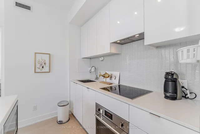 Additional property image - 7 Greenville St Unit 2707