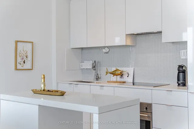 Additional property image - 7 Greenville St Unit 2707