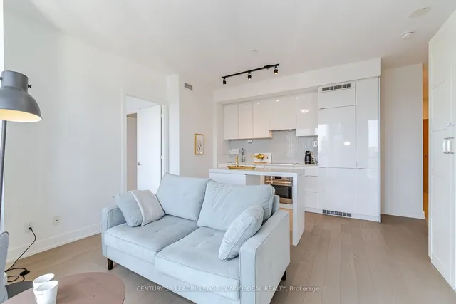 Additional property image - 7 Greenville St Unit 2707