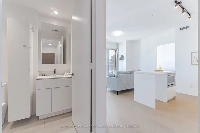 Additional property image - 7 Greenville St Unit 2707