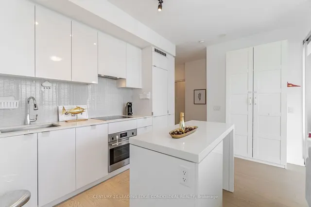 Additional property image - 7 Greenville St Unit 2707