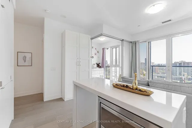 Additional property image - 7 Greenville St Unit 2707