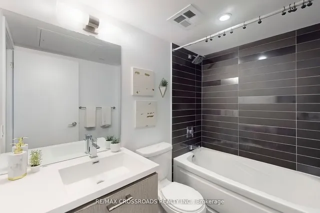 Additional property image - 87 Peter St Unit 1517
