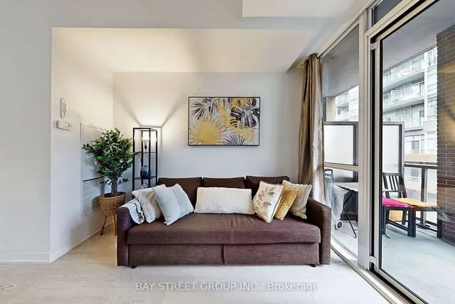 Additional property image - 20 Bruyeres Mews Unit 616
