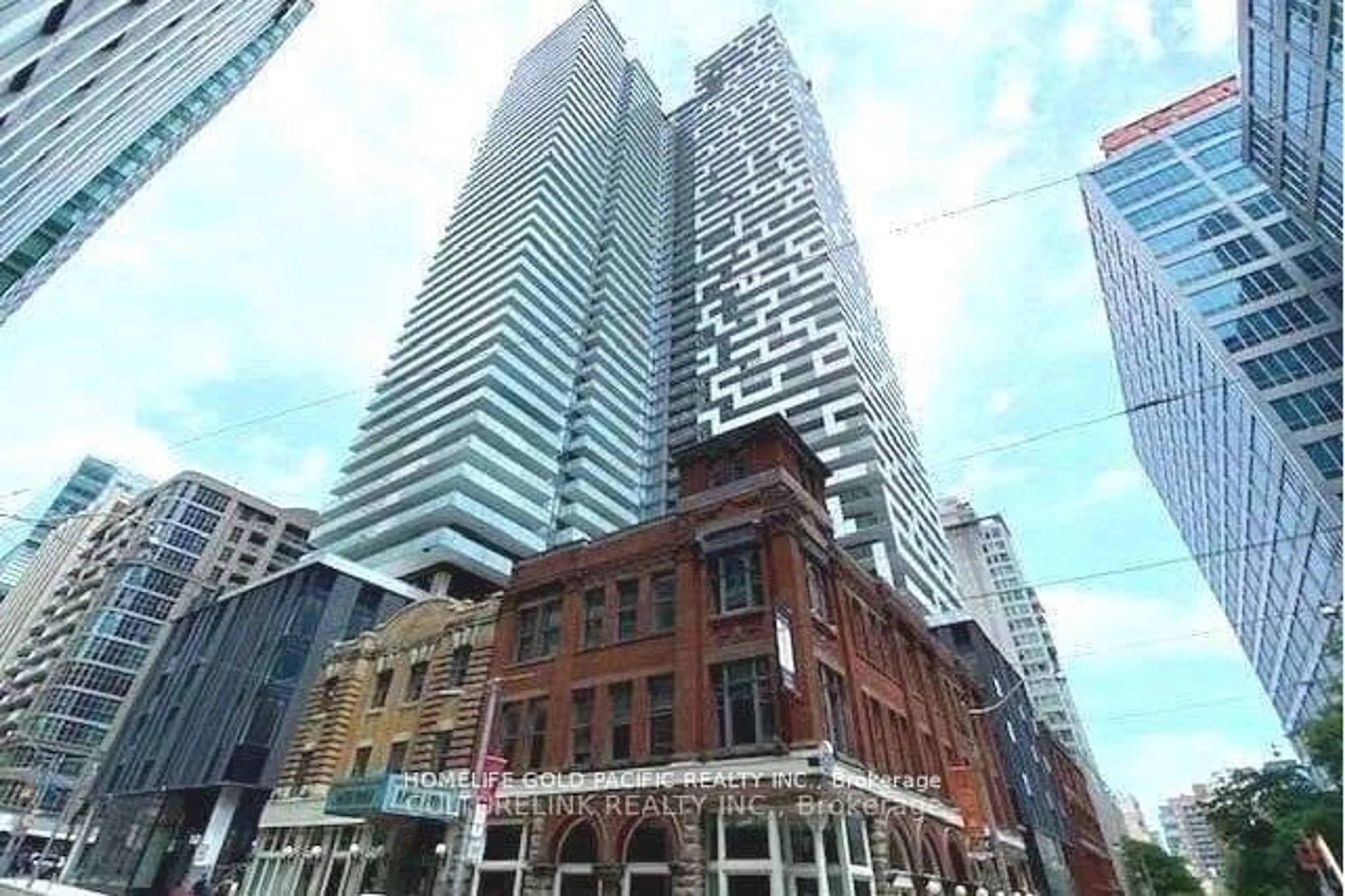 Patio, building for 25 Richmond St #3304, Toronto Ontario M5C 0A6