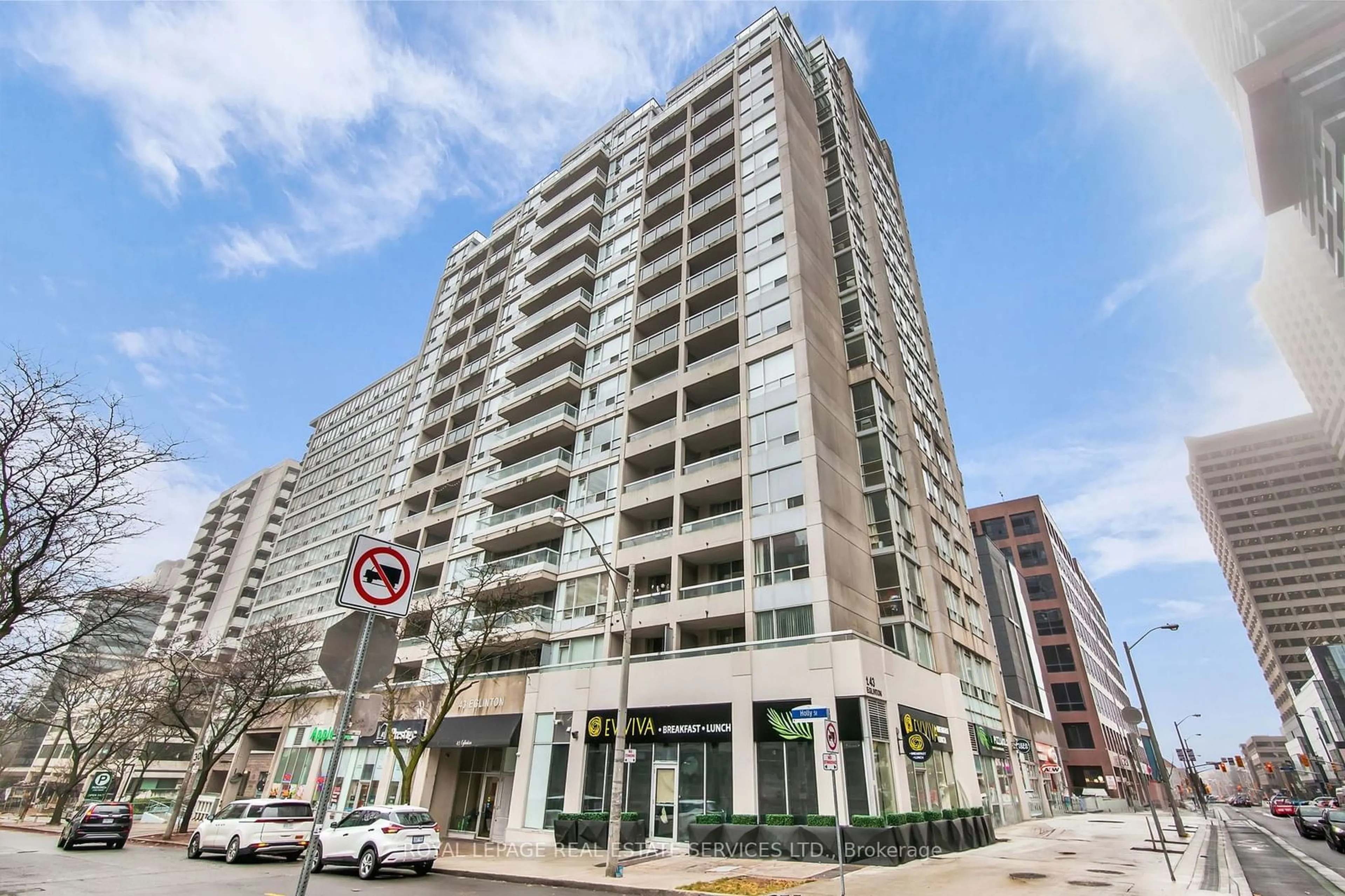 Unknown for 43 Eglinton Ave #605, Toronto Ontario M4P 1A2