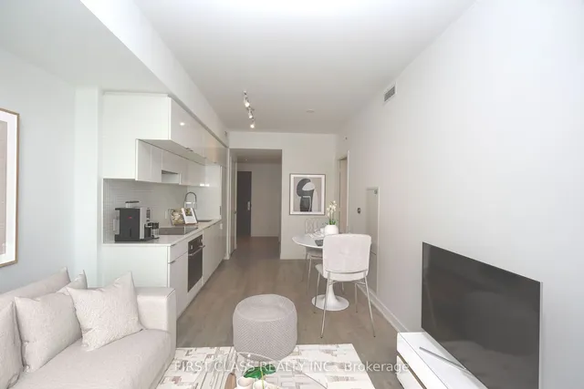 Additional property image - 185 Roehampton Ave Unit 2712