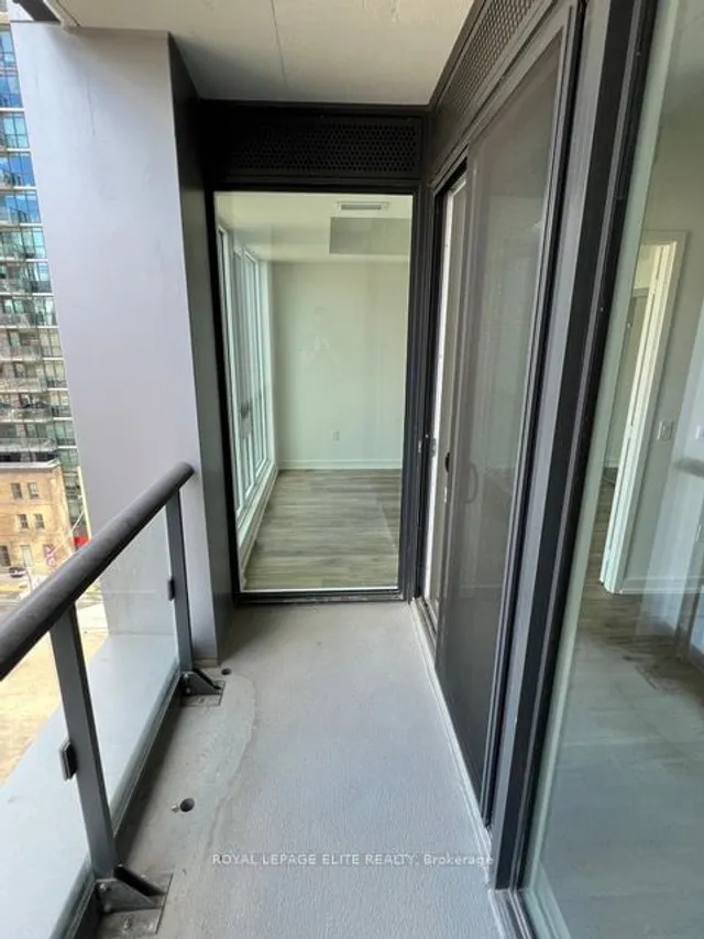 Additional property image - 158 Front St Unit 810