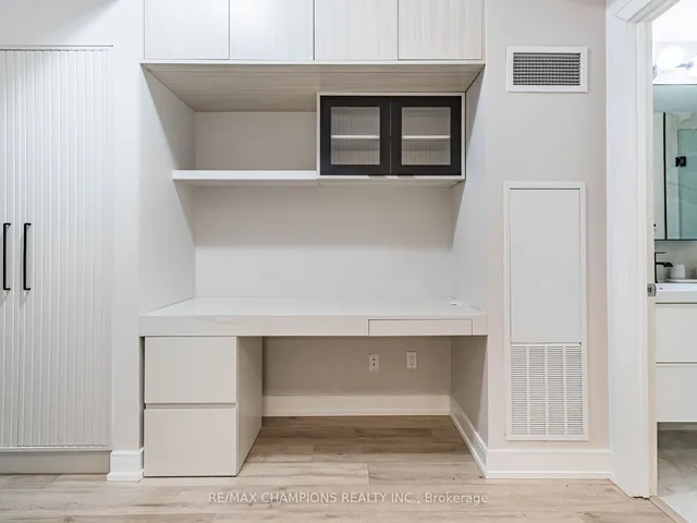Additional property image - 50 Bruyeres Mews Unit 502