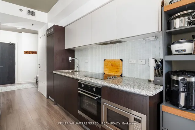 Additional property image - 220 George St Unit 301