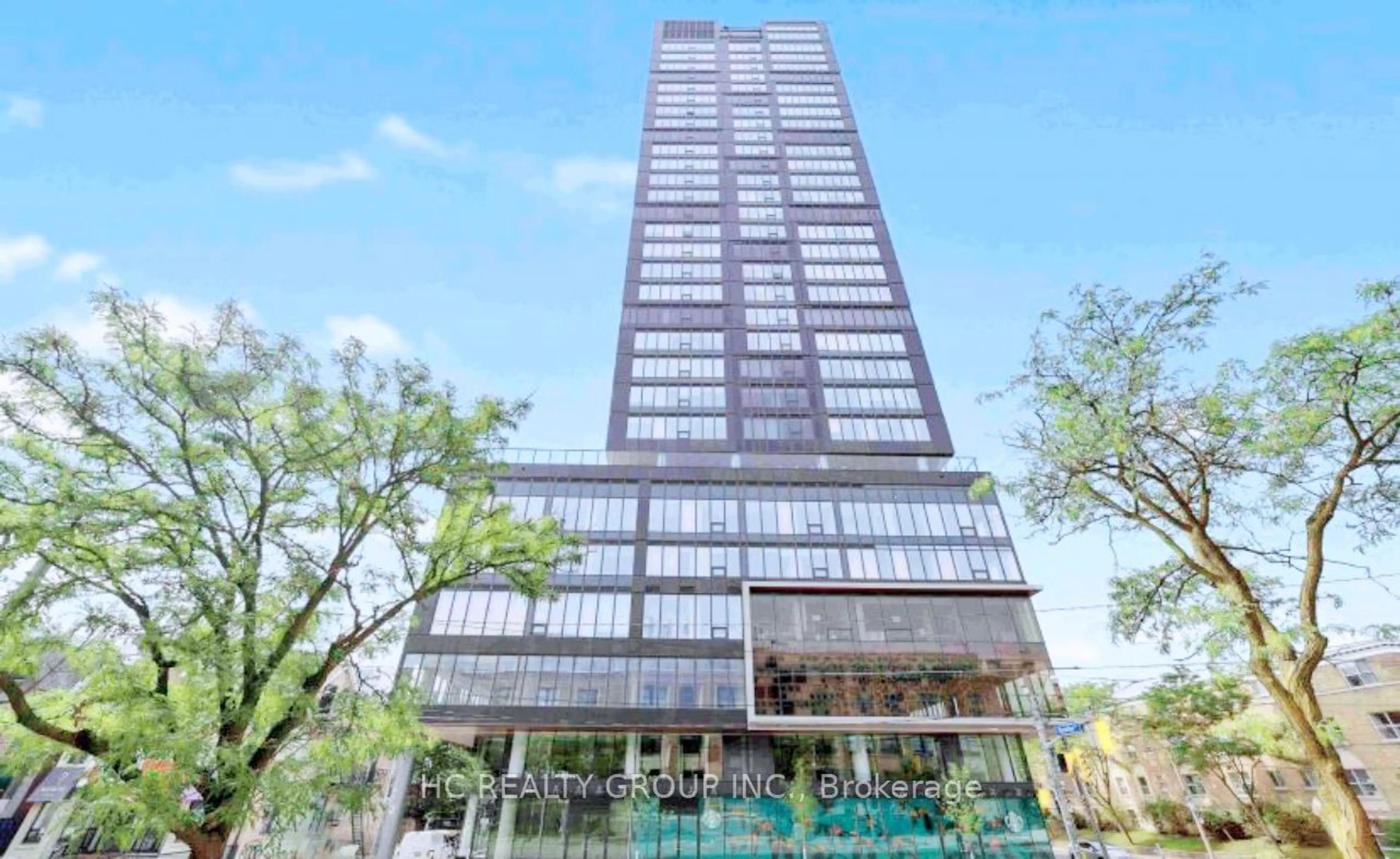 Indoor foyer for 203 College St #404, Toronto Ontario M5T 1P9