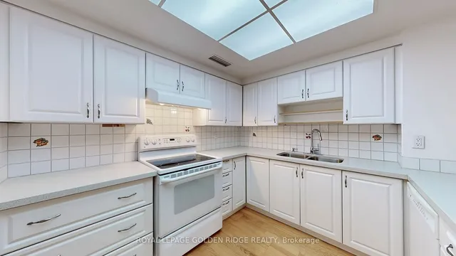 Additional property image - 65 Spring Garden Ave Unit 304