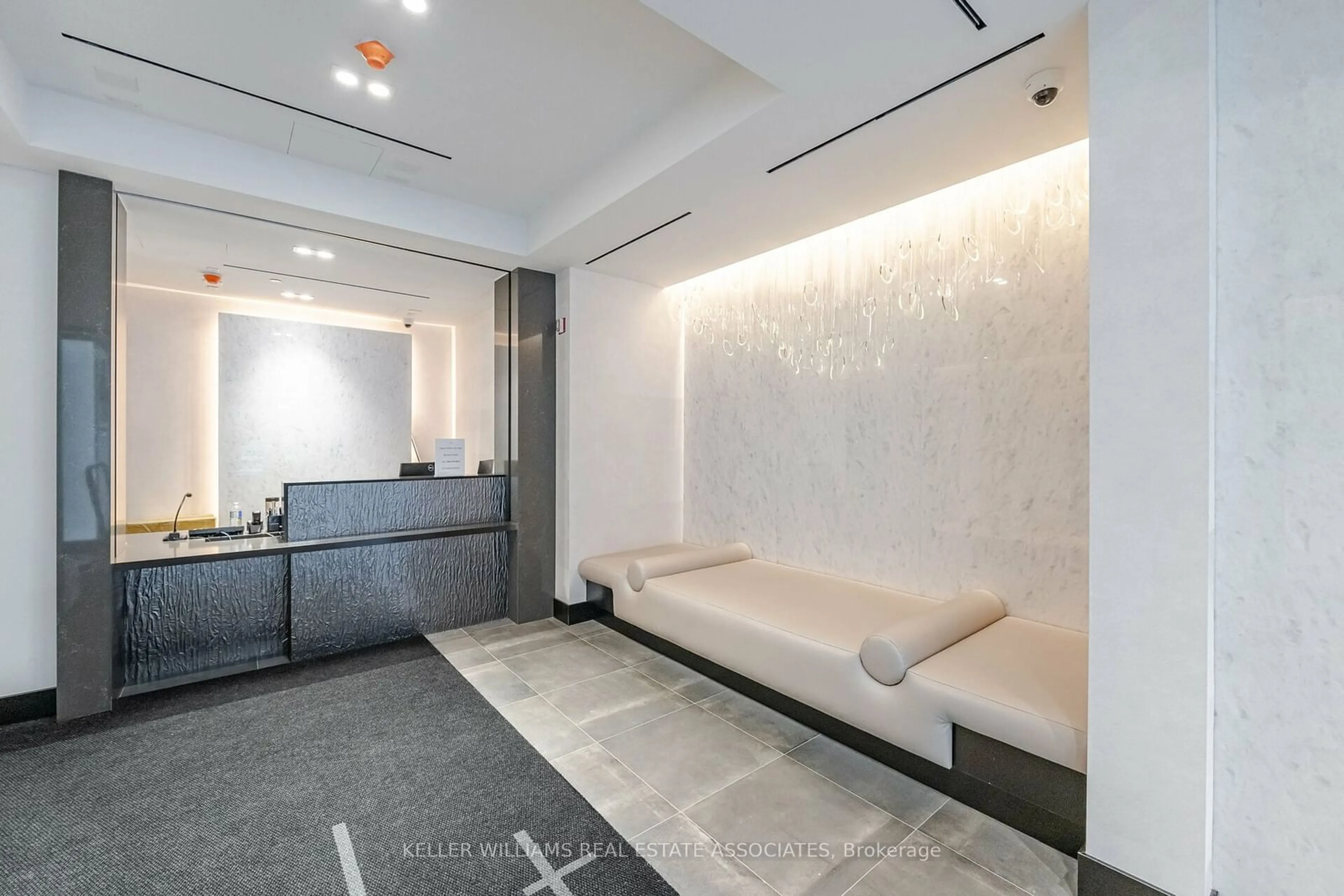 Lobby for 8 Cumberland St #2201, Toronto Ontario M4W 0B6