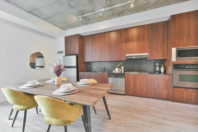 Additional property image - 23 Brant St Unit 305