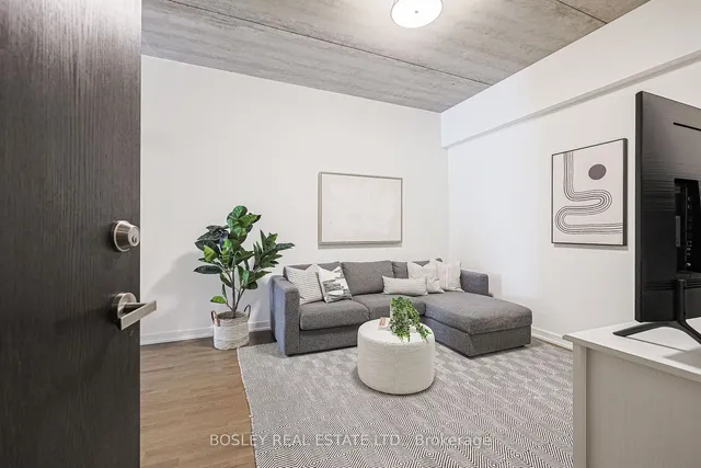 Additional property image - 41 Ossington Ave Unit 204