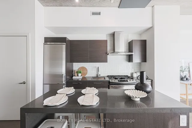 Additional property image - 41 Ossington Ave Unit 204