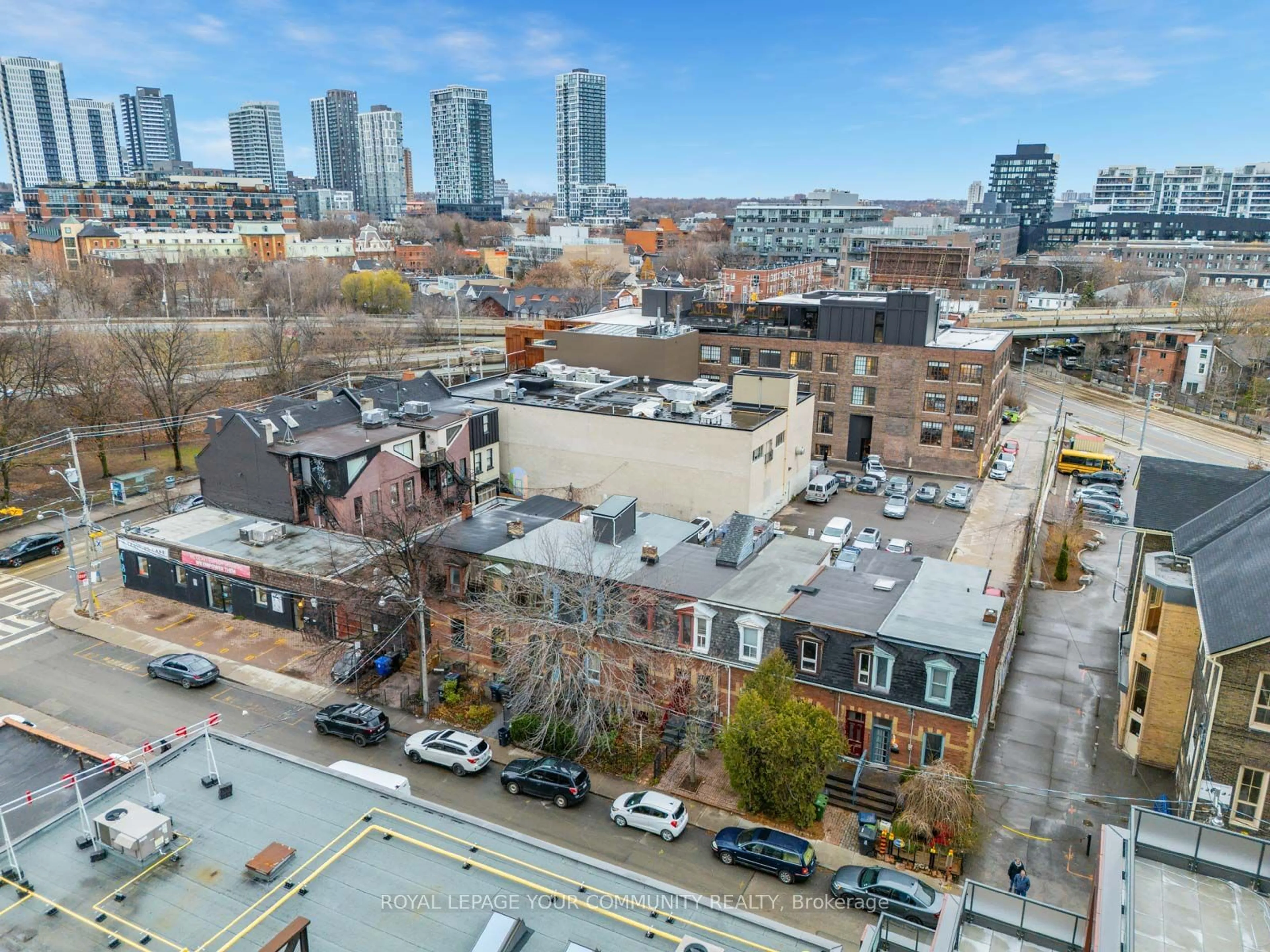 A pic from outside/outdoor area/front of a property/back of a property/a pic from drone, city buildings view from balcony for 27 Sackville St, Toronto Ontario M5E 3E1