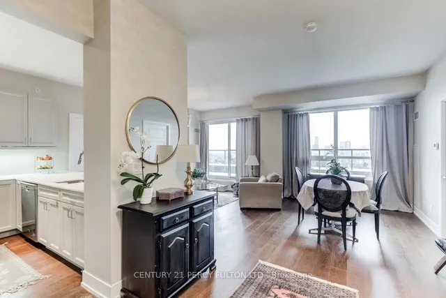 Additional property image - 7 Kenaston Gdns Unit 1005