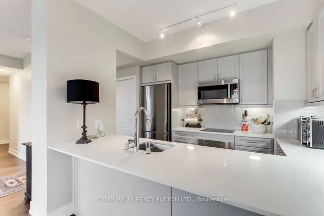 Additional property image - 7 Kenaston Gdns Unit 1005