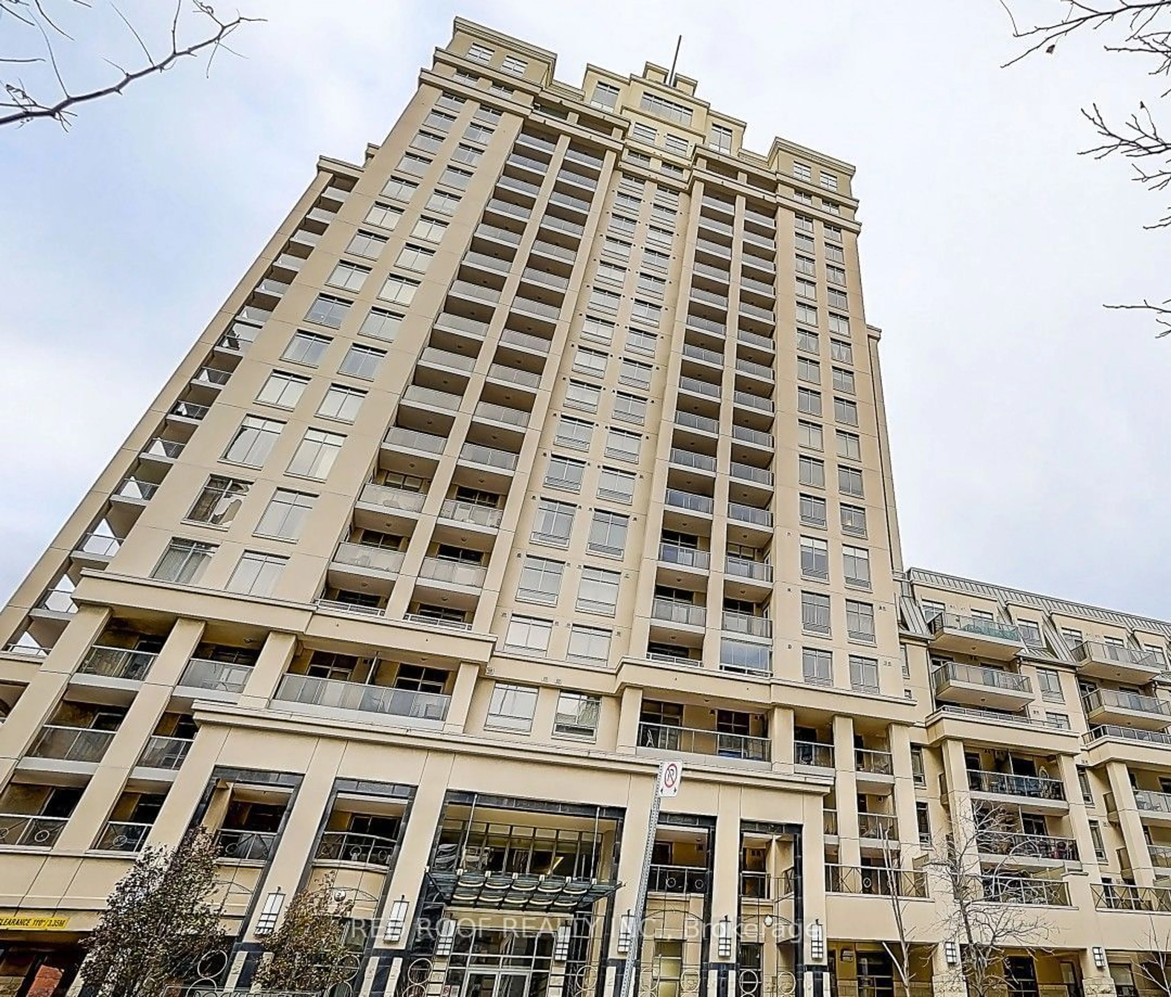 Indoor foyer for 18 Kenaston Gdns #1101, Toronto Ontario M2K 1G8