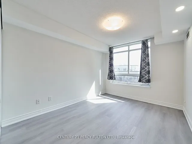 Additional property image - 18 kenaston Gdns Unit 906