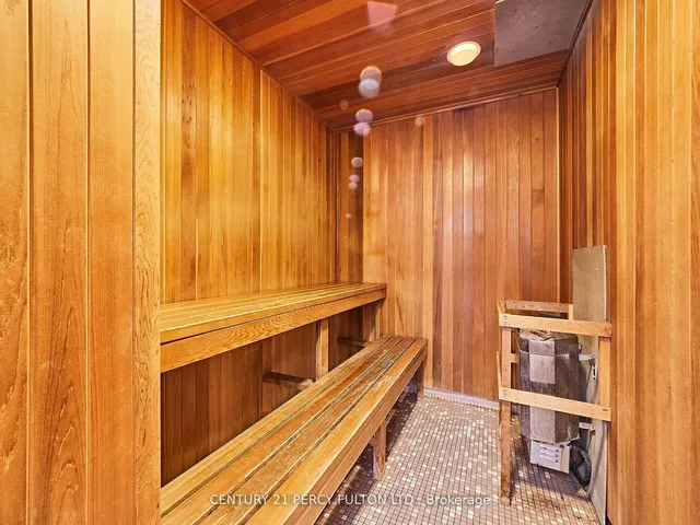 Additional property image - 18 kenaston Gdns Unit 906