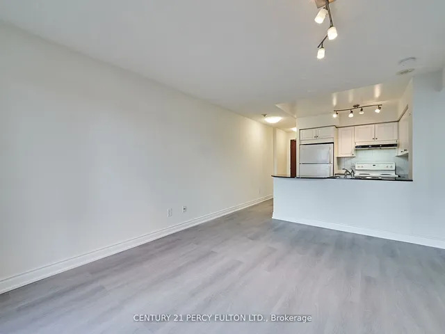 Additional property image - 18 kenaston Gdns Unit 906