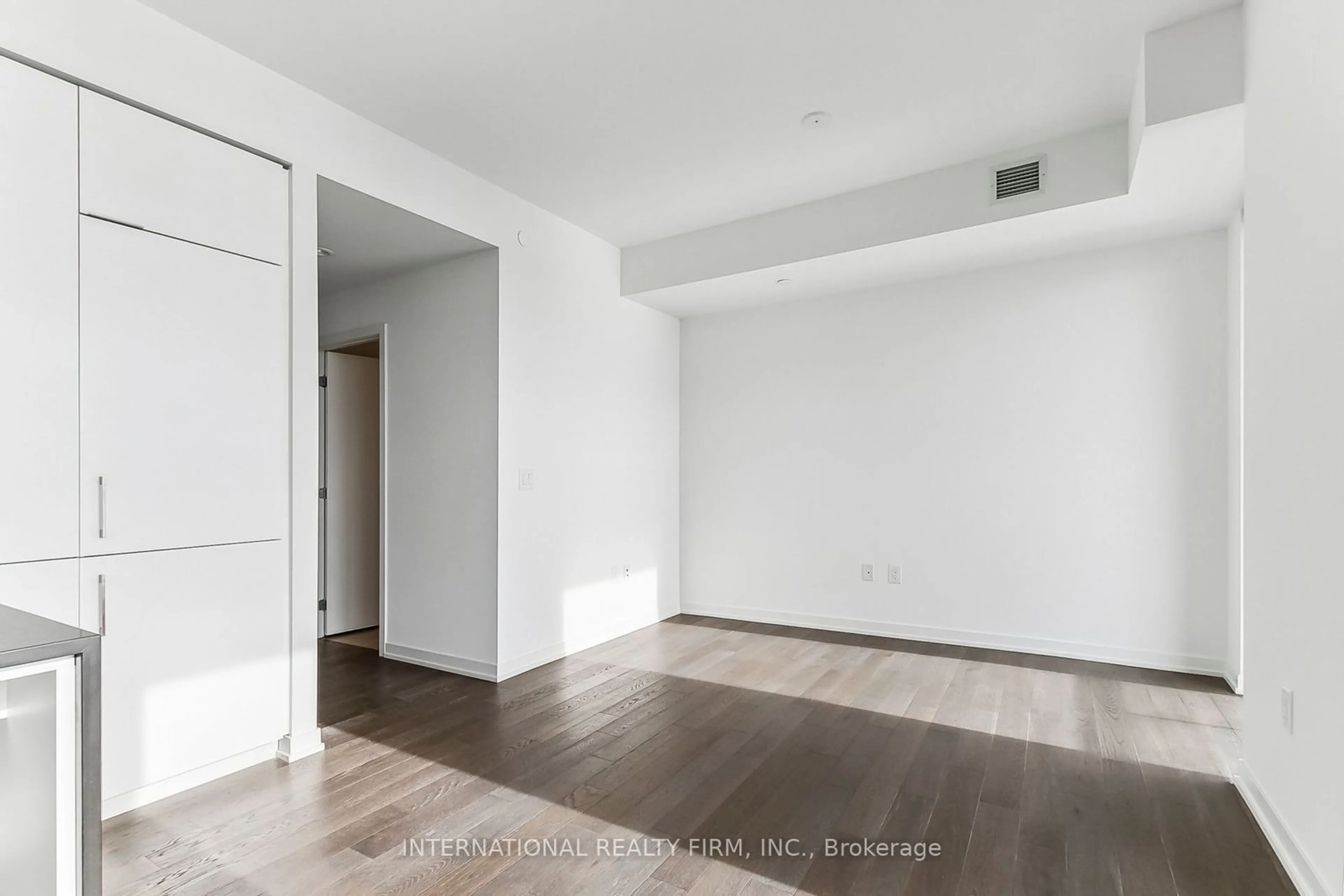 A pic of a room for 20 Richardson St #3305, Toronto Ontario M5A 4J9