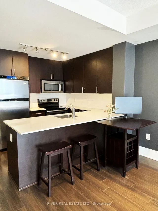560 Front St #908, Toronto 4