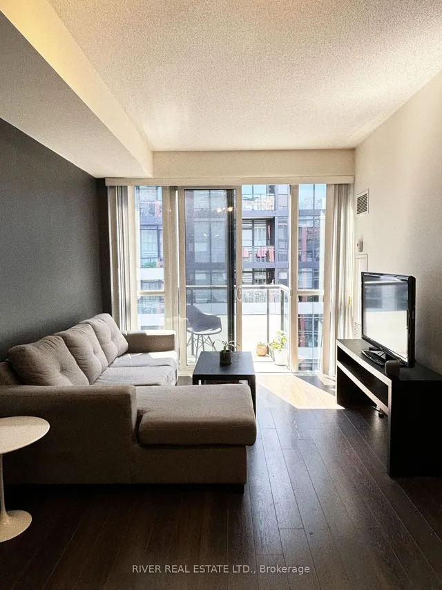 560 Front St #908, Toronto 5