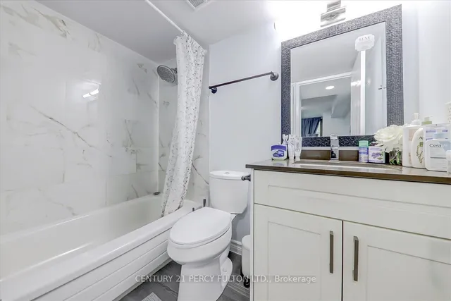 Additional property image - 750 Bay St Unit 709