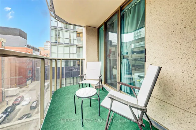 Additional property image - 750 Bay St Unit 709