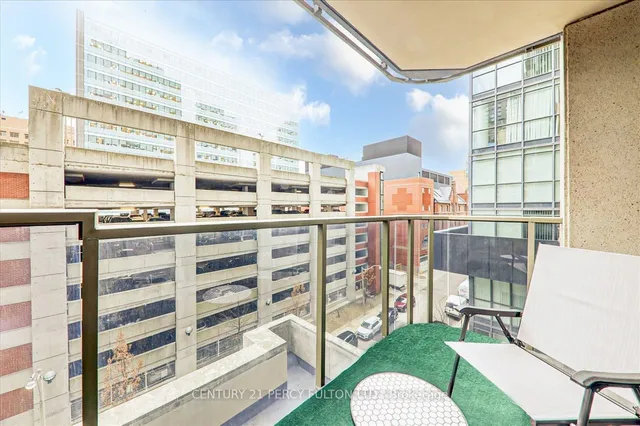 Additional property image - 750 Bay St Unit 709
