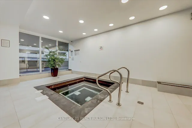 Additional property image - 750 Bay St Unit 709