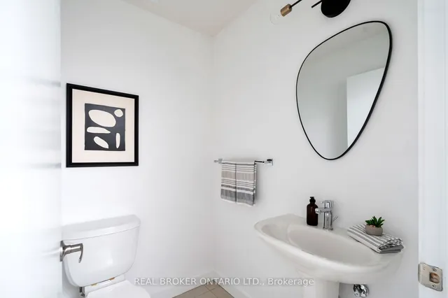 Additional property image - 41 Ossington Ave Unit TH1
