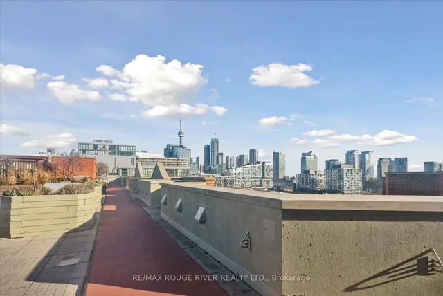 Additional property image - 801 King St Unit 103