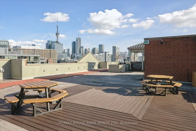 Additional property image - 801 King St Unit 103
