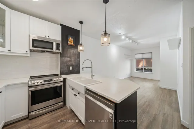Additional property image - 801 King St Unit 103