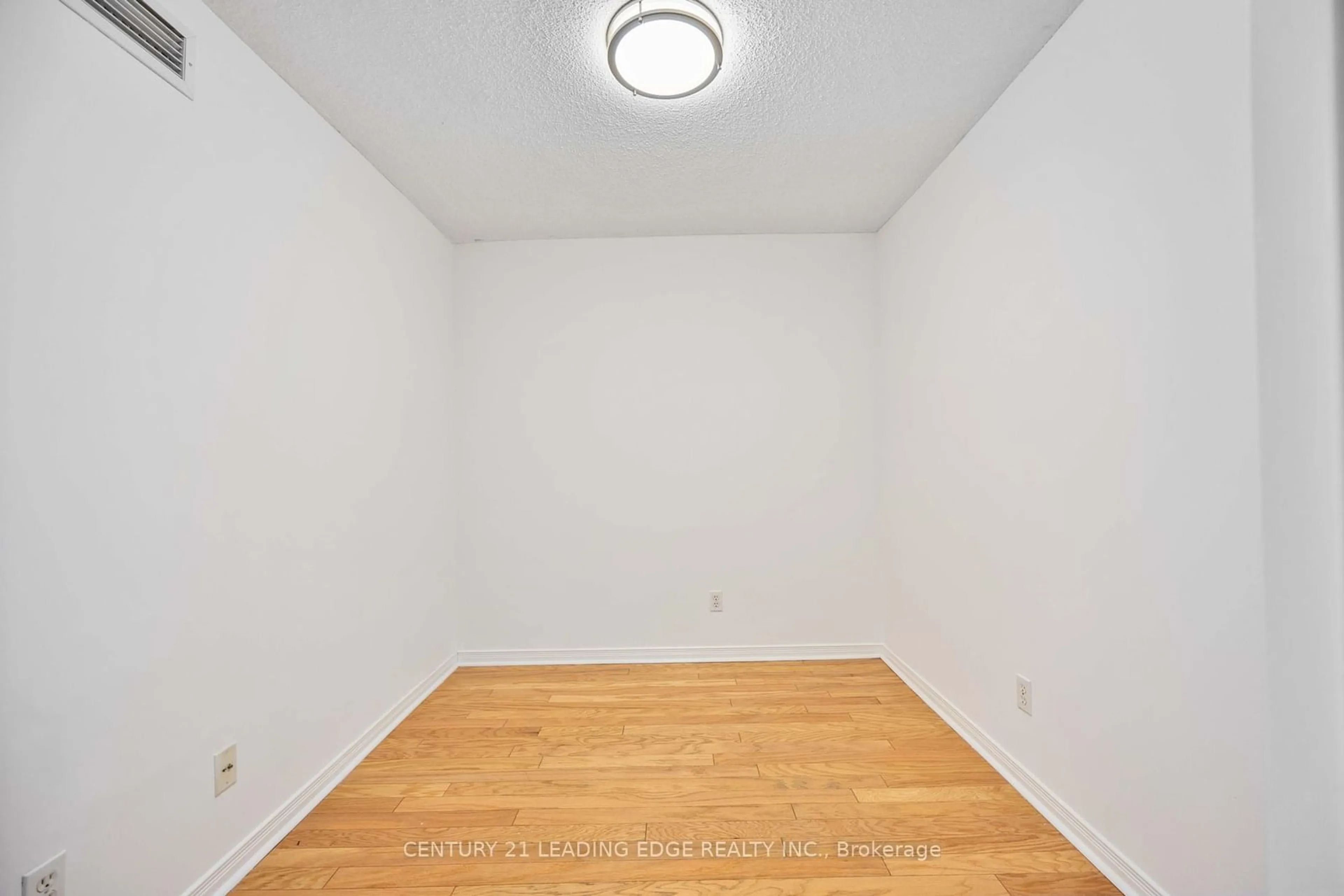 A pic of a room for 55 Harrison Garden Blvd #LPH11, Toronto Ontario M2N 7G3