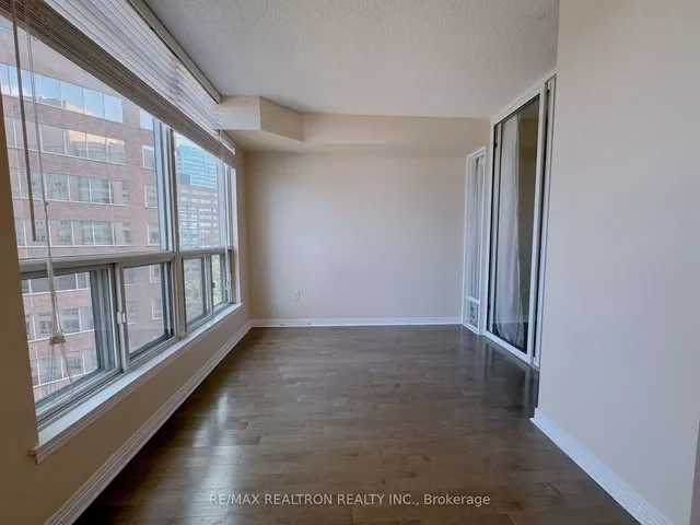 Additional property image - 942 Yonge St Unit 909