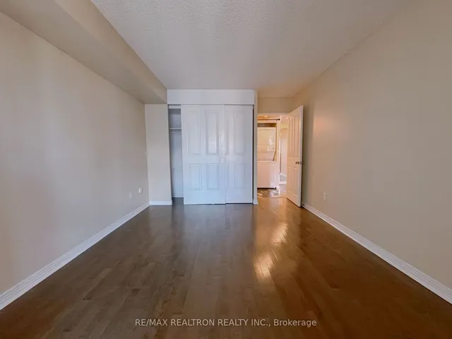 Additional property image - 942 Yonge St Unit 909