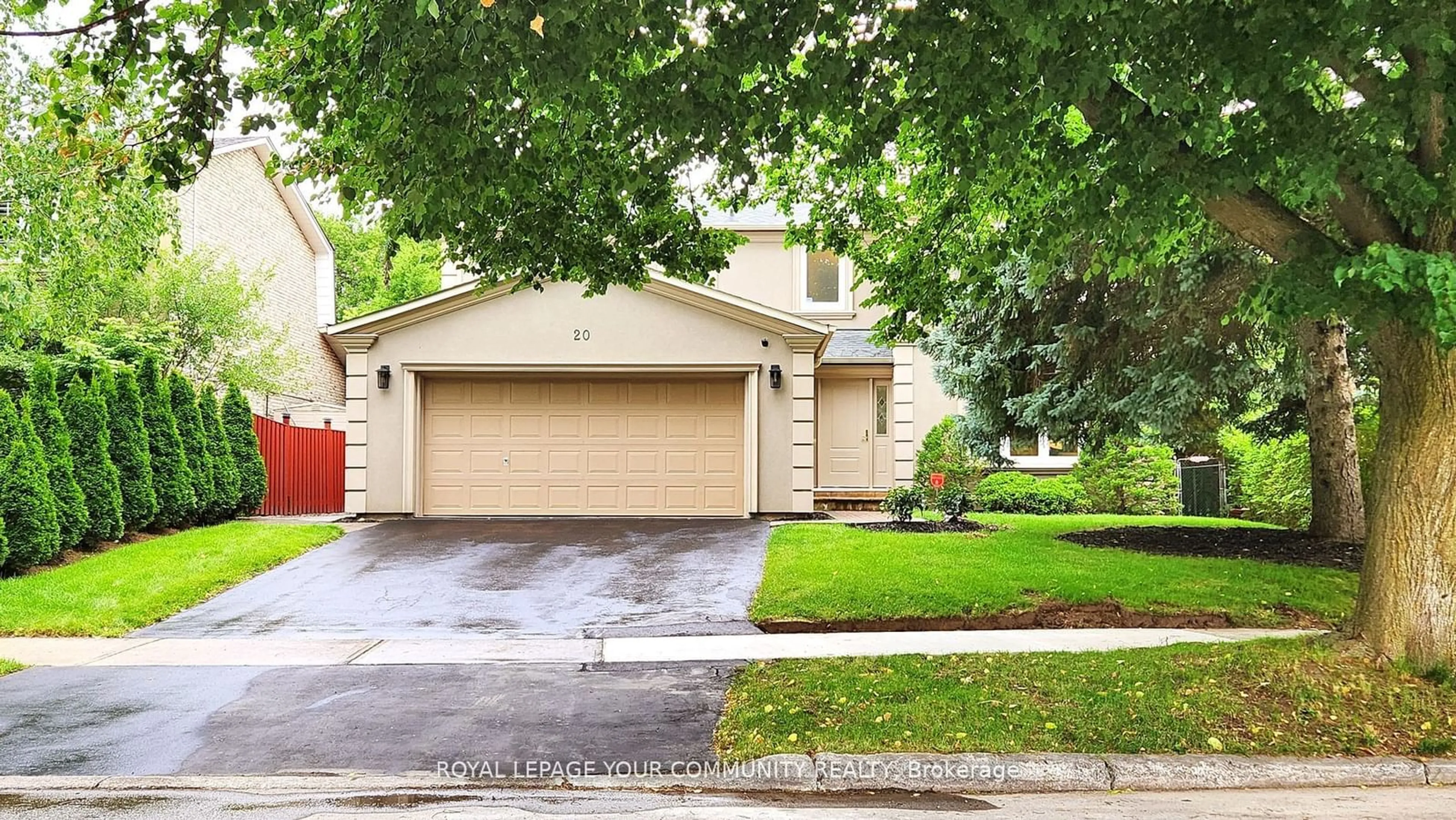 Home with vinyl exterior material, street for 20 Elkpath Ave, Toronto Ontario M2L 2W1