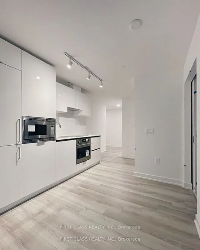 Additional property image - 230 Simcoe St Unit 2512
