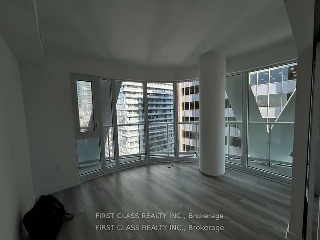 Additional property image - 230 Simcoe St Unit 2512