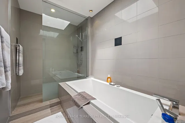 Additional property image - 317 Keewatin Ave