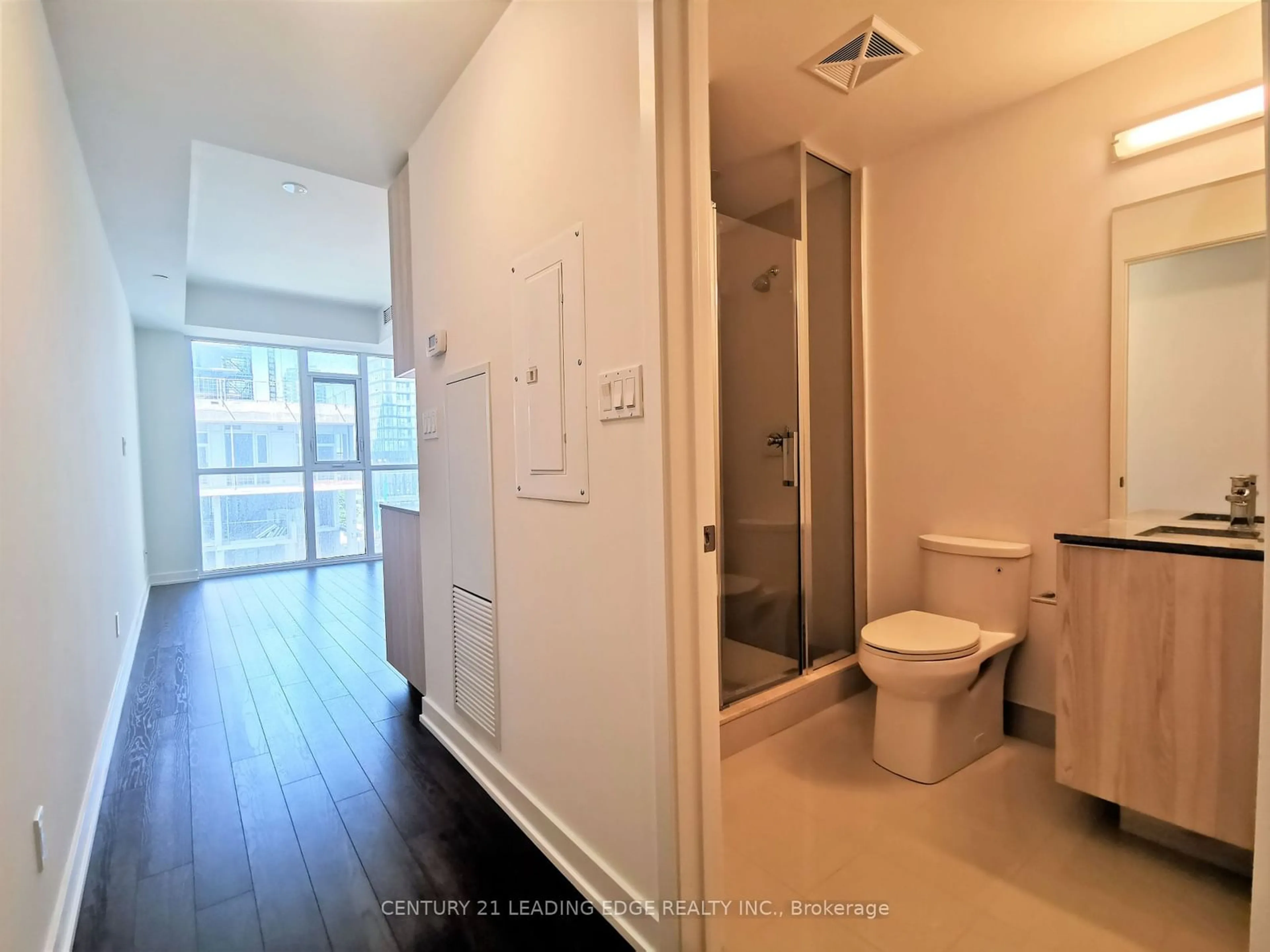 Standard bathroom, unknown for 30 Ordnance St #604, Toronto Ontario M6K 0C8