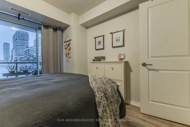 Additional property image - 400 Adelaide St Unit 719