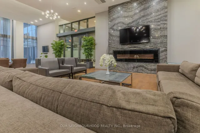 Additional property image - 400 Adelaide St Unit 719