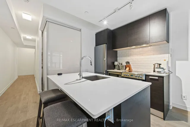 Additional property image - 57 St Joseph St Unit 206