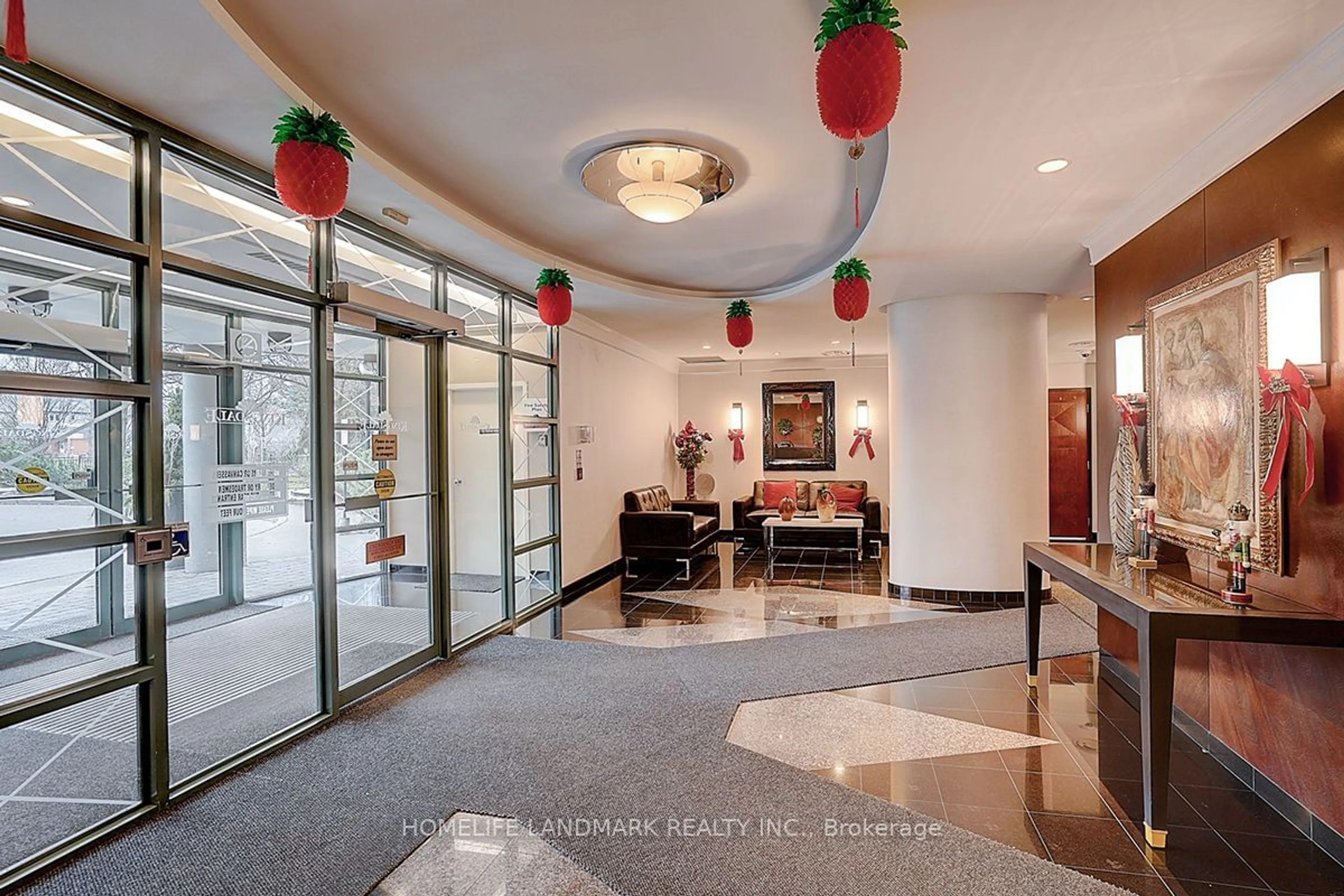 Lobby for 238 Doris Ave #303, Toronto Ontario M2N 6W1